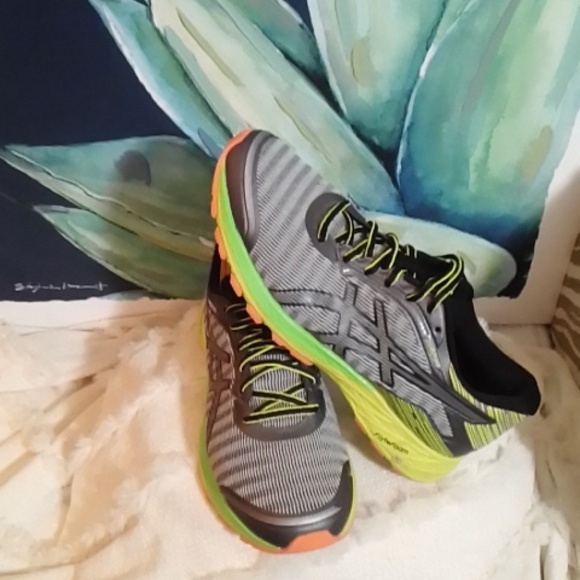 Men's SZ 8 Asics Dynaflyte Running Shoes - Picture 3 of 8